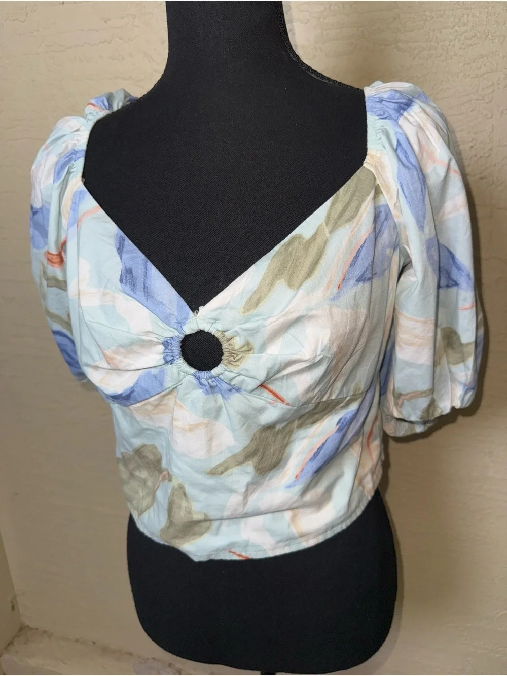 Abercrombie & Fitch Abstract Floral O-Ring Puff Sleeve Crop Top Smocked Medium